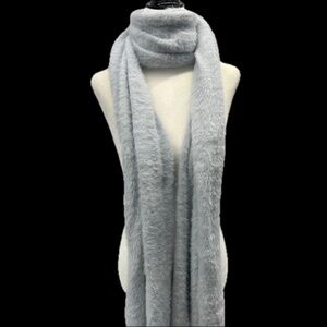 Aritzia Fuzzy Soft 'Main Character' Long Scarf